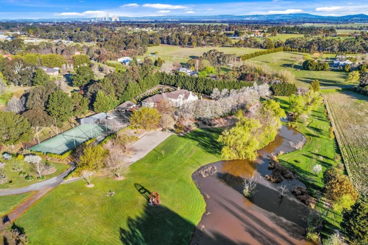 Montfort Manor Traralgon Extérieur photo