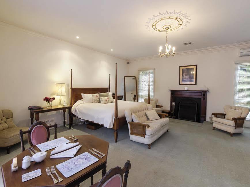 Montfort Manor Traralgon Extérieur photo